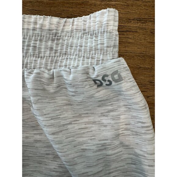 GIrl's DSG Stride Shorts, size Medium - Picture 5 of 10